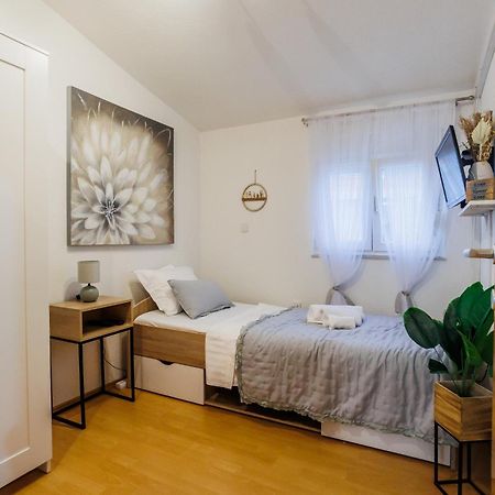Apartman Marioeta Kaštel Stari Eksteriør bilde